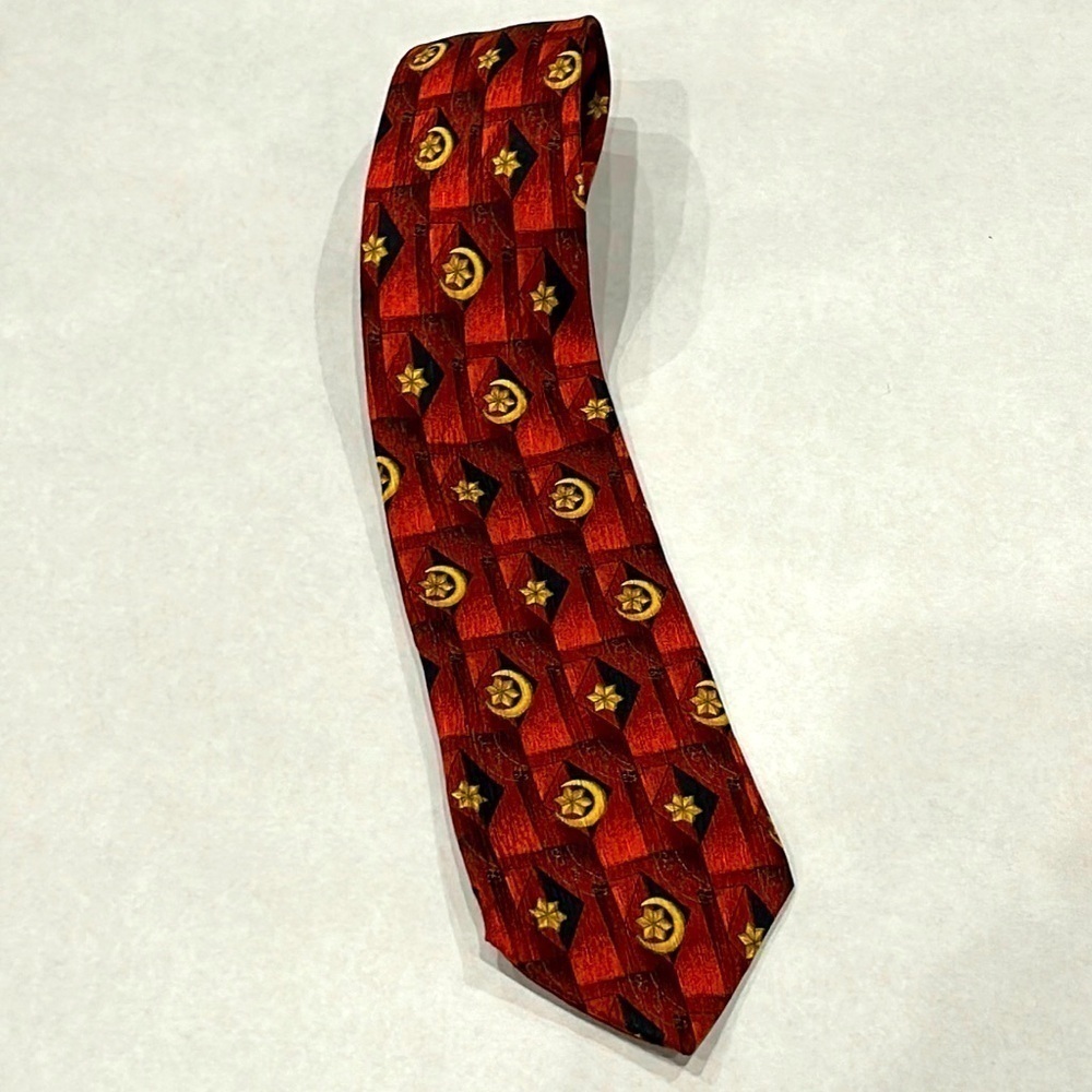 Vintage CHARLESTON Tie Rack Silk celestial Cresent moon red tie made in Italy